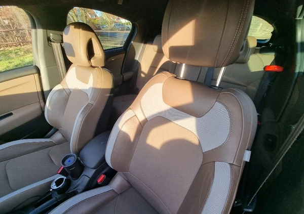 Citroen DS4 cena 38500 przebieg: 148000, rok produkcji 2014 z Gdynia małe 106